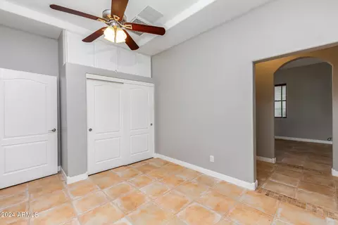Bedroom - 2908 E Desert Ln, Phoenix, AZ 85042 photo 6 of 6