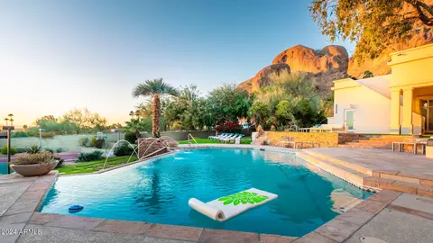 Exterior - 5255 N 47th St, Phoenix, AZ 85018 photo 12 of 22