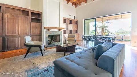 Living - 5255 N 47th St, Phoenix, AZ 85018 photo 1 of 4