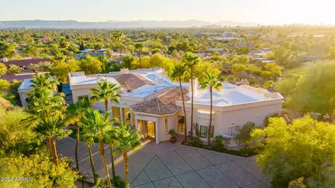 View/Area - 5255 N 47th St, Phoenix, AZ 85018 photo 5 of 6