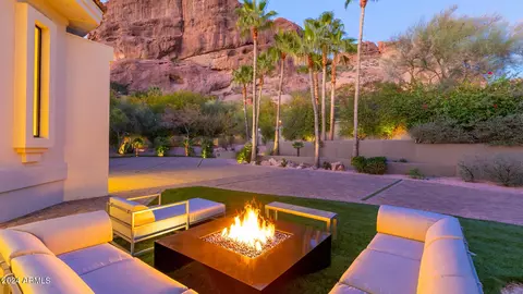 Exterior - 5255 N 47th St, Phoenix, AZ 85018 photo 2 of 22