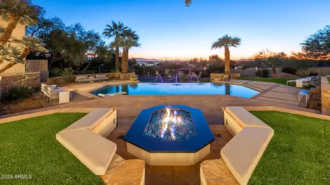 Exterior - 5255 N 47th St, Phoenix, AZ 85018 photo 11 of 22