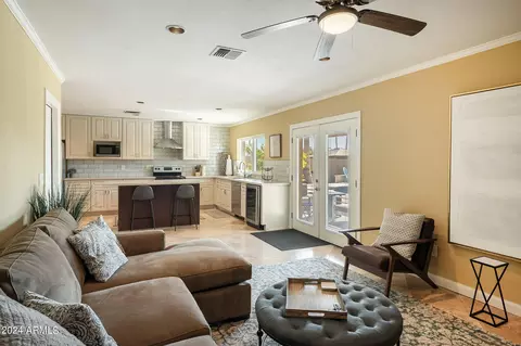 4337 E Pearce Rd, Phoenix, AZ 85044 photo 8