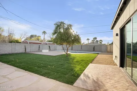 Exterior - 3118 N 27th St, Phoenix, AZ 85016 photo 6 of 14