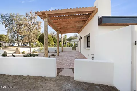 Exterior - 3118 N 27th St, Phoenix, AZ 85016 photo 2 of 14