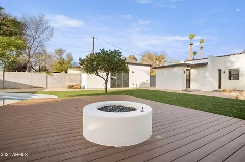 Exterior - 3118 N 27th St, Phoenix, AZ 85016 photo 11 of 14