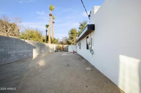 Exterior - 3118 N 27th St, Phoenix, AZ 85016 photo 13 of 14