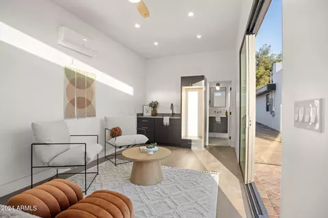 Living - 3118 N 27th St, Phoenix, AZ 85016 photo 2 of 2