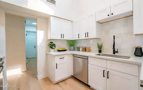 Kitchen - 3134 E Mckellips Rd #19, Mesa, AZ 85213 photo 6 of 6
