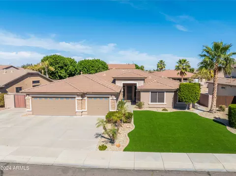 8730 W Runion Dr, Peoria, AZ 85382