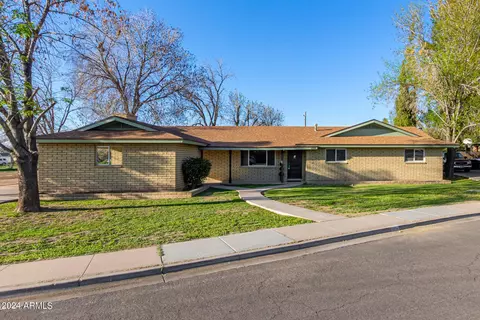 Exterior - 1118 E Dolphin Cir, Mesa, AZ 85204 photo 2 of 18