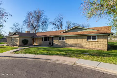 Exterior - 1118 E Dolphin Cir, Mesa, AZ 85204 photo 5 of 18
