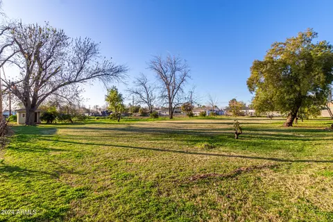 1118 E Dolphin Cir, Mesa, AZ 85204