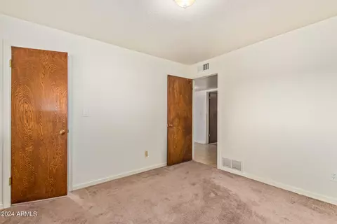 Bedroom - 1118 E Dolphin Cir, Mesa, AZ 85204 photo 4 of 4