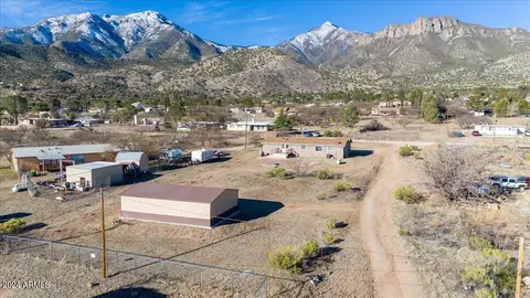 7981 S Vato Ln, Hereford, AZ 85615