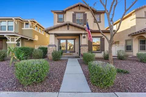 987 S Deerfield Ln, Gilbert, AZ 85296