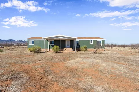 677 E Camino De Tundra --, Huachuca City, AZ 85616
