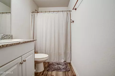 Bath - 182 E Dewey Ave, Coolidge, AZ 85128 photo 6 of 6