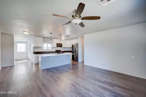4923 E Palm Ln, Phoenix, AZ 85008 photo 9