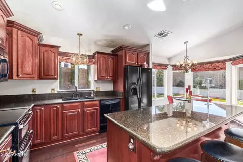 1231 E Audrey Ln, Phoenix, AZ 85022 photo 7