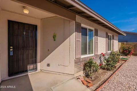 6526 Ensenada St, Mesa, AZ 85205 photo 3