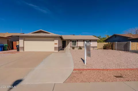 6526 Ensenada St, Mesa, AZ 85205