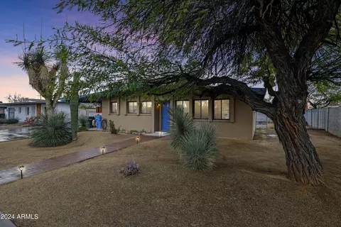 3643 E Paradise Dr, Phoenix, AZ 85028