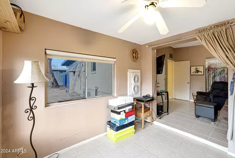 3643 E Paradise Dr, Phoenix, AZ 85028 photo 24