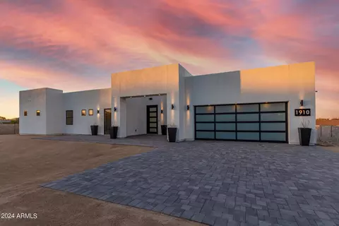 1910 E South Mountain Ave, Phoenix, AZ 85042