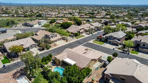 View/Area - 9412 E Hillview Cir, Mesa, AZ 85207 photo 6 of 10