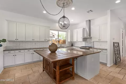 Kitchen - 9412 E Hillview Cir, Mesa, AZ 85207 photo 1 of 10