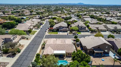 View/Area - 9412 E Hillview Cir, Mesa, AZ 85207 photo 7 of 10