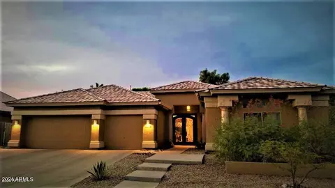 Exterior - 9412 E Hillview Cir, Mesa, AZ 85207 photo 3 of 13