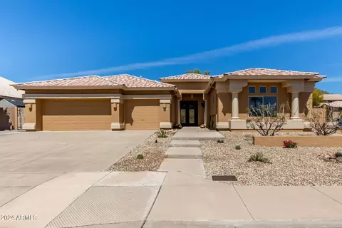 Exterior - 9412 E Hillview Cir, Mesa, AZ 85207 photo 4 of 13