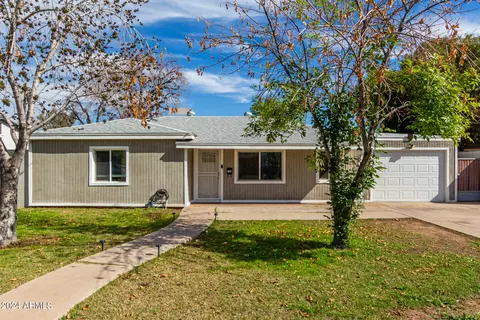 7145 N 26th Dr, Phoenix, AZ 85051