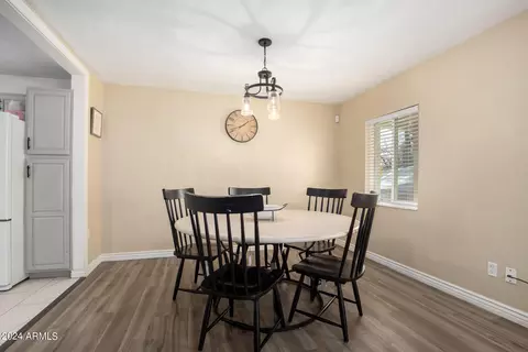 Dining - 7145 N 26th Dr, Phoenix, AZ 85051 photo 3 of 3