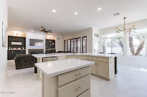 Kitchen - 2123 E Granite View Dr, Phoenix, AZ 85048 photo 1 of 7