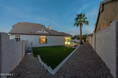 Exterior - 2123 E Granite View Dr, Phoenix, AZ 85048 photo 7 of 17