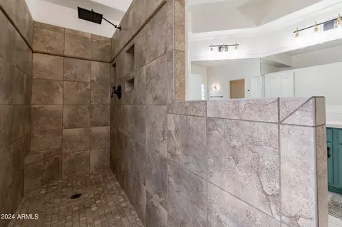 Bath - 2123 E Granite View Dr, Phoenix, AZ 85048 photo 5 of 5