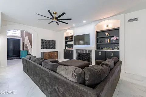 Living - 2123 E Granite View Dr, Phoenix, AZ 85048 photo 1 of 2