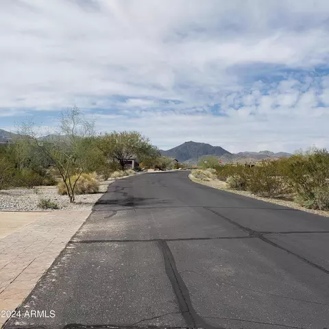 19226 W Seldon Ln #72, Waddell, AZ 85355