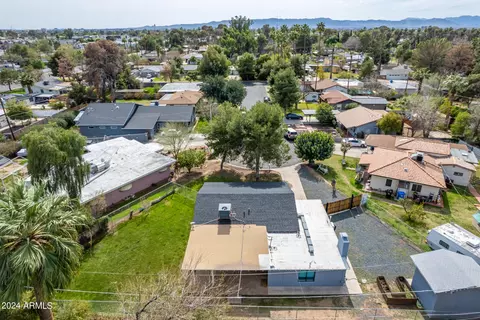 View/Area - 3121 N 27th Pl, Phoenix, AZ 85016 photo 7 of 9