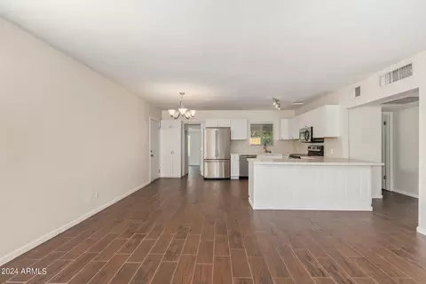 Kitchen - 3121 N 27th Pl, Phoenix, AZ 85016 photo 1 of 5