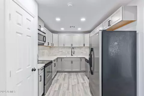Kitchen - 3418 W Cholla St, Phoenix, AZ 85029 photo 1 of 1