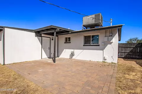 Exterior - 3418 W Cholla St, Phoenix, AZ 85029 photo 11 of 13