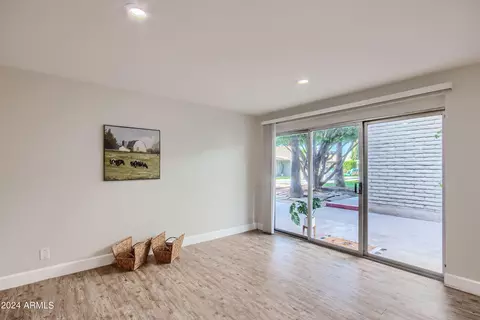 3635 E Turney Ave #11, Phoenix, AZ 85018 photo 6