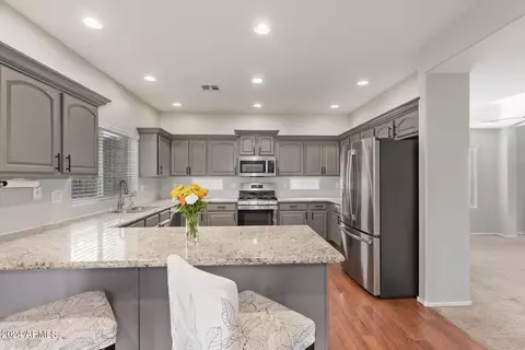 Kitchen - 3377 E Mayberry Ave, Gilbert, AZ 85297 photo 3 of 6