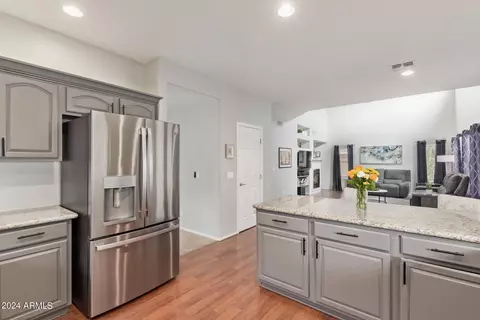 Kitchen - 3377 E Mayberry Ave, Gilbert, AZ 85297 photo 4 of 6