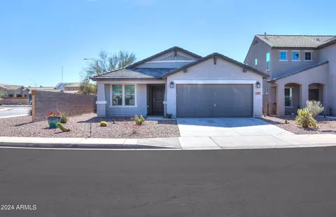 727 W Jardin Dr, Casa Grande, AZ 85122