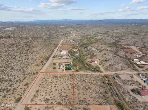 27 W Nnn W Rising Star Way #-, Morristown, AZ 85342